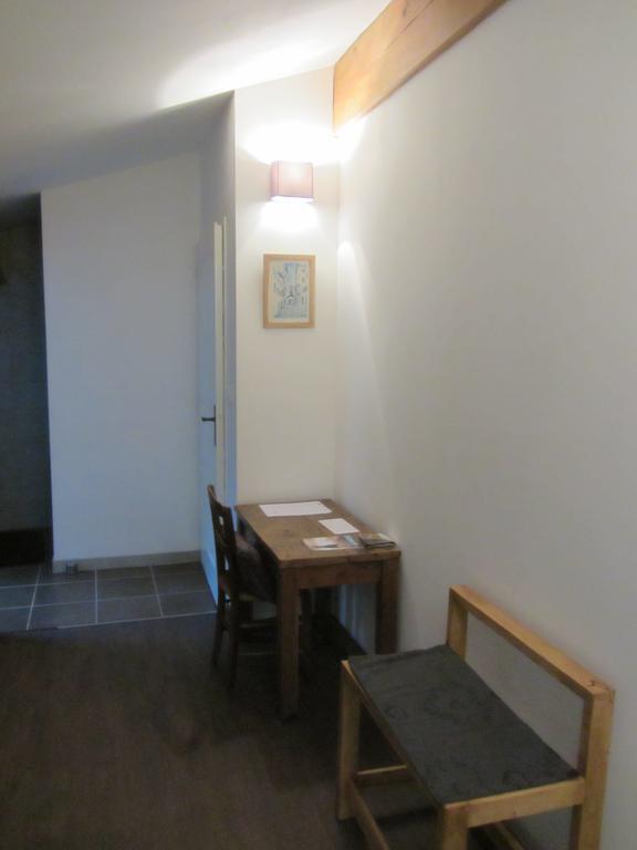 Bed and Breakfast Les Cimes Saint-Pierre-de-Riviere Номер фото